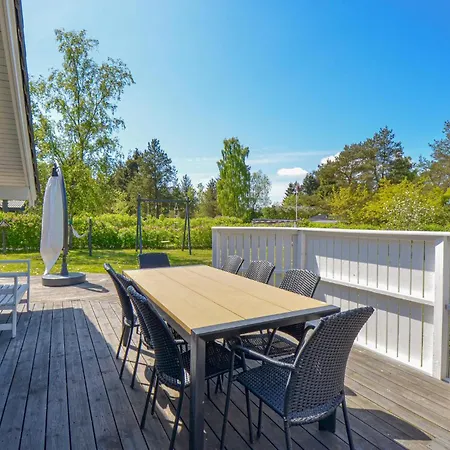 Three-bedroom In 펜션 *